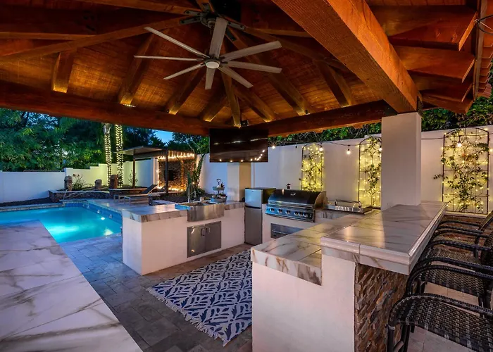 Outdoor Retreat Games And Fitness Make For Vacation Vibes Holiday home Phoenix