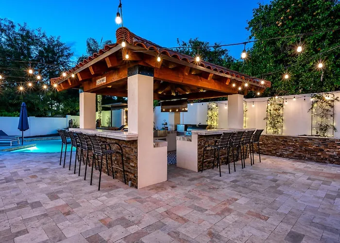 Outdoor Retreat Games And Fitness Make For Vacation Vibes * Phoenix