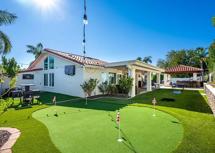 Holiday home Outdoor Retreat Games And Fitness Make For Vacation Vibes Phoenix